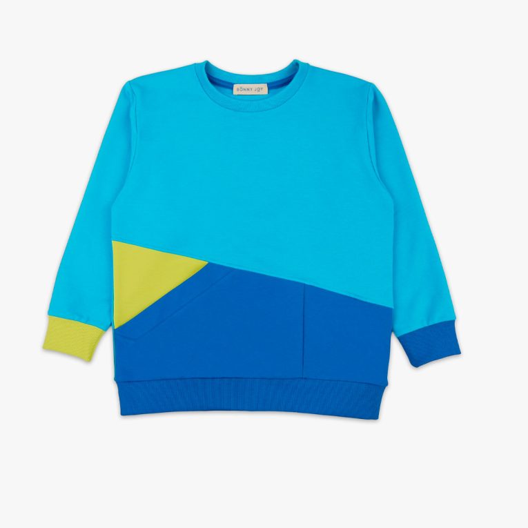 Big pocket sweatshirt is a regular fit top with an asymmetrical big pocket in front. A colour block design that comes in a combo of three colours - electric blue, deep blue, bright lime. Front view, the sweatshirt itself. Children, 3 -10 yrs. BonnyJoy