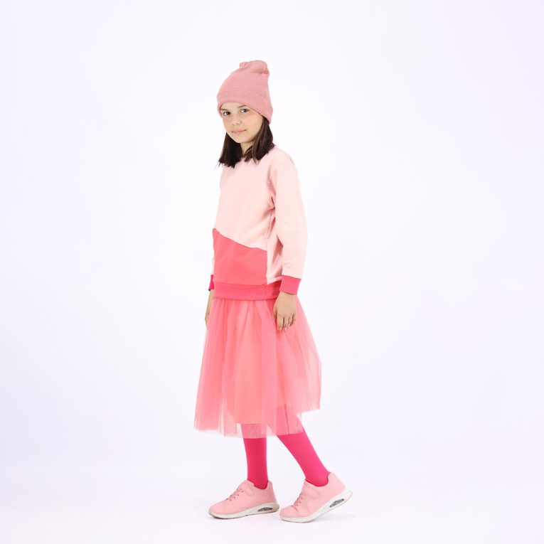 Big pocket sweatshirt is a regular fit top with an asymmetrical big pocket in front. A colour block design that comes in a combo of three colours - powder, salmon, raspberry. Left view. Children, 3 -10 yrs. BonnyJoy