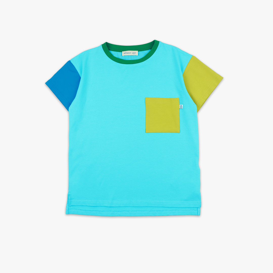 Our colour block t-shirt is a loose fit top with square pocket on the left and a little longer on the back. The front and the back in blue colour, right sleeve in electric blue, left sleeve and the pocket - in bright lime. On the neck - green colour. Front view, the t-shirt itself. Children, 3 -10 yrs. BonnyJoy