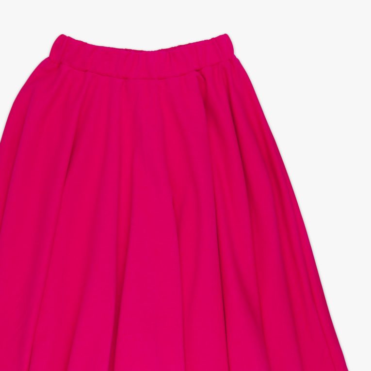 Our joyful skirt is a loose midi skirt in raspberry colour. Front view, close-up. Children, 3 -10 yrs. BonnyJoy