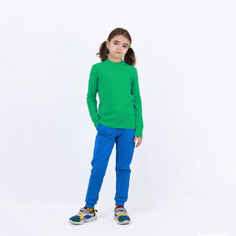 Turtleneck loose top is a classic top in green colour. Another front view. Children, 3 -10 yrs. BonnyJoy