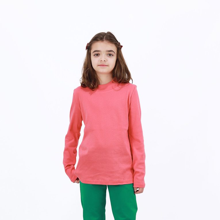 Turtleneck loose top is a classic top in salmon colour. Children, 3 -10 yrs. BonnyJoy