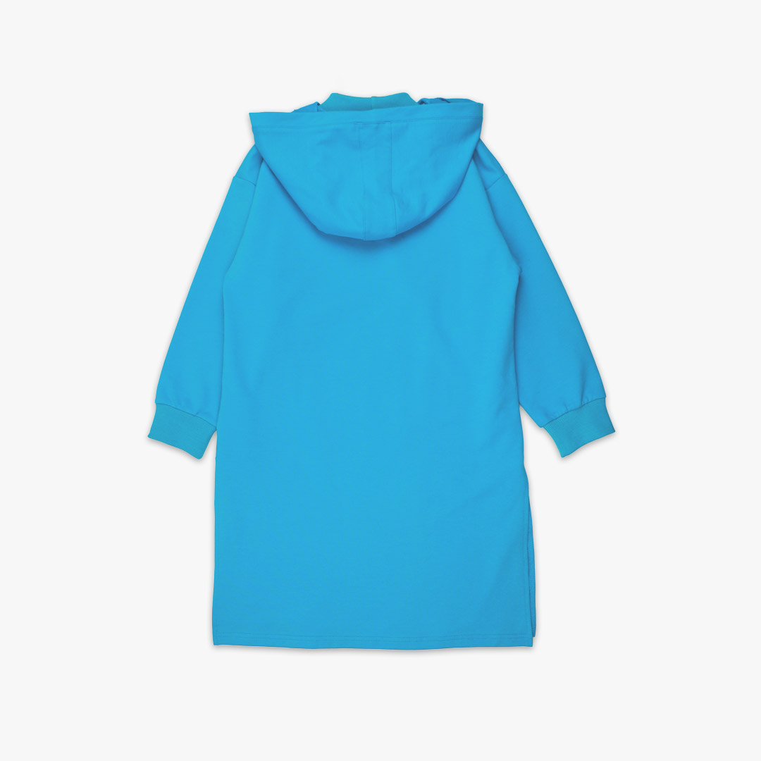 Long hoodie with high ribbed neck in electric blue colour. It features ribbed hand cuffs and a kangaroo pocket. The hoodie is a little longer on the back. Back view. Children, 3 -10 yrs. BonnyJoy