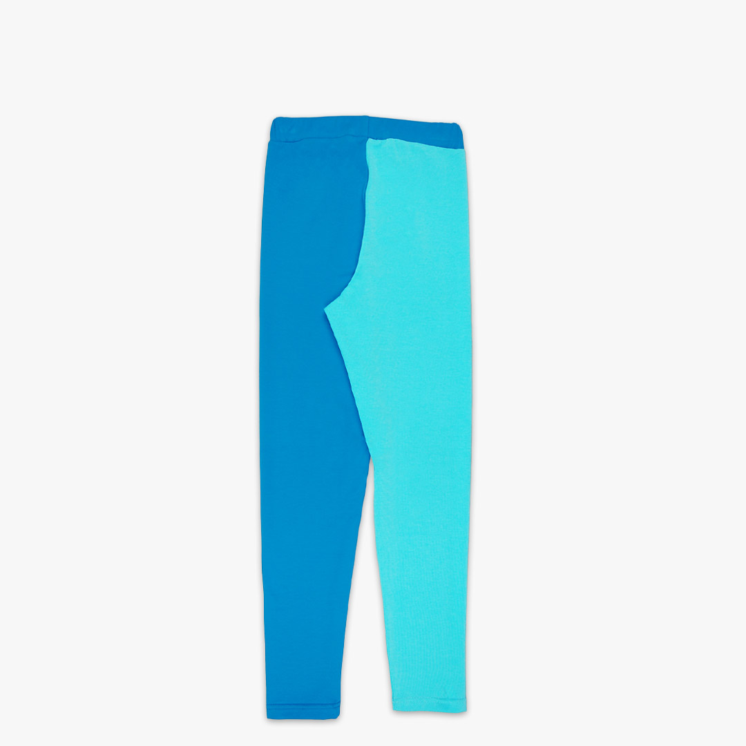 Two-colour leggings with two different colour legs. Left leg is blue, right leg is electric blue and electric blue weist. Back view. Children, 3 -10 yrs. BonnyJoy